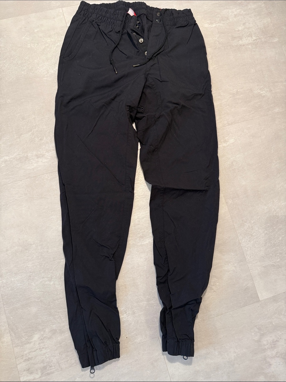 Nike Black Jogger Pants Men’s Small Athletic Tapered Training Pants 🏃‍♂️⚫